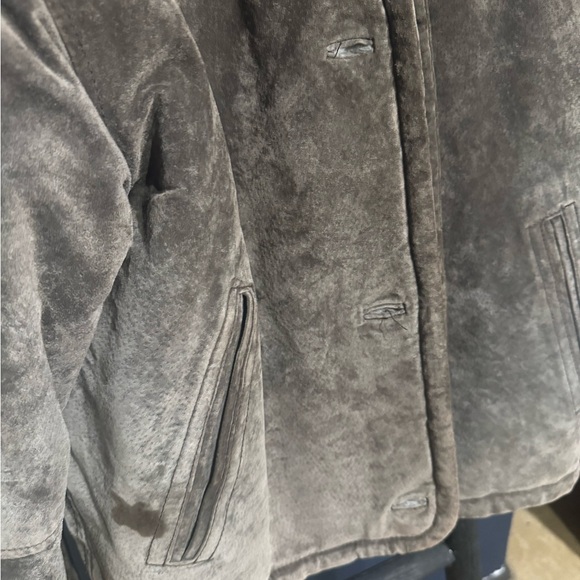 Beyond Sports California Leather Suede Jacket - Picture 9 of 11